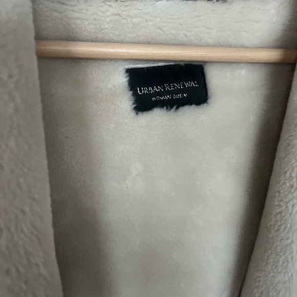 Urban Renewal Winter/Spring vest size M - Picture 2 of 5